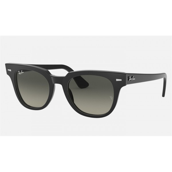 Ray Ban Meteor Classic RB2168 Grey Gradient Black Sunglasses